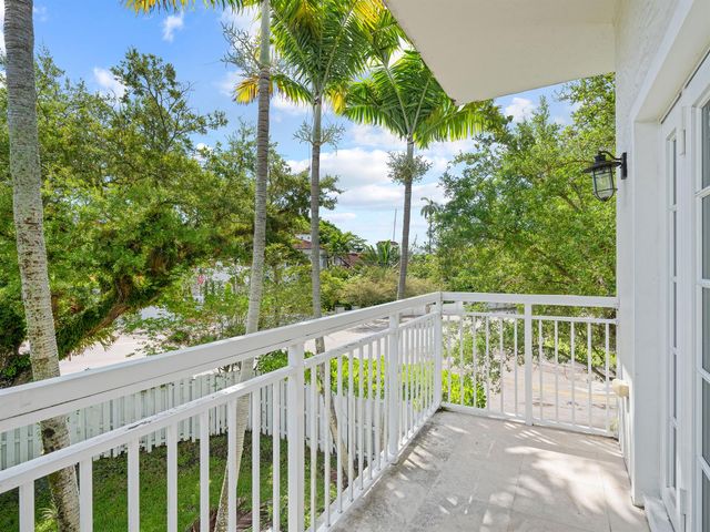 1101 Waverly Road, Fort Lauderdale, FL 33312