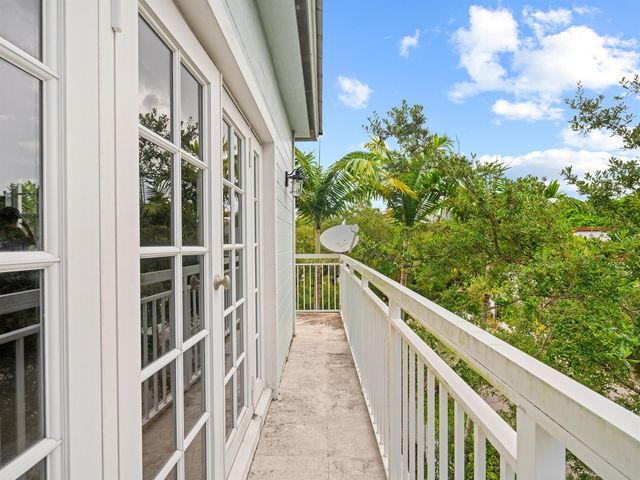 1101 Waverly Road, Fort Lauderdale, FL 33312