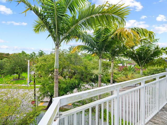 1101 Waverly Road, Fort Lauderdale, FL 33312