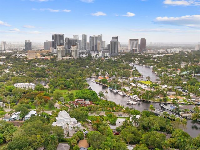 1101 Waverly Road, Fort Lauderdale, FL 33312