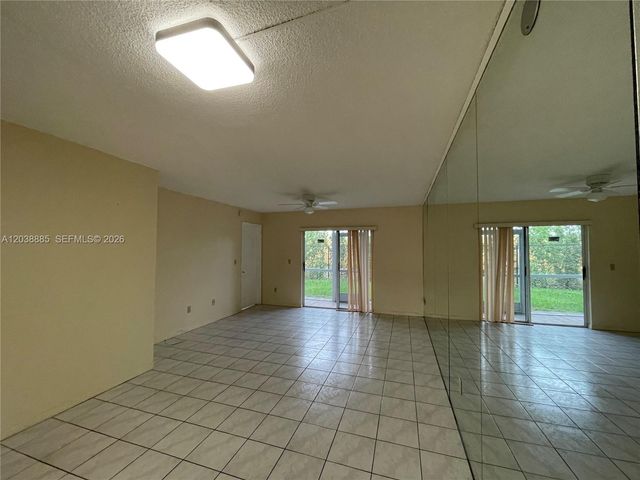 426 NE 210th Cir Terrace 1032, Miami, FL 33179