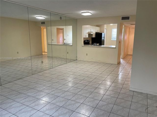 426 NE 210th Cir Terrace 1032, Miami, FL 33179