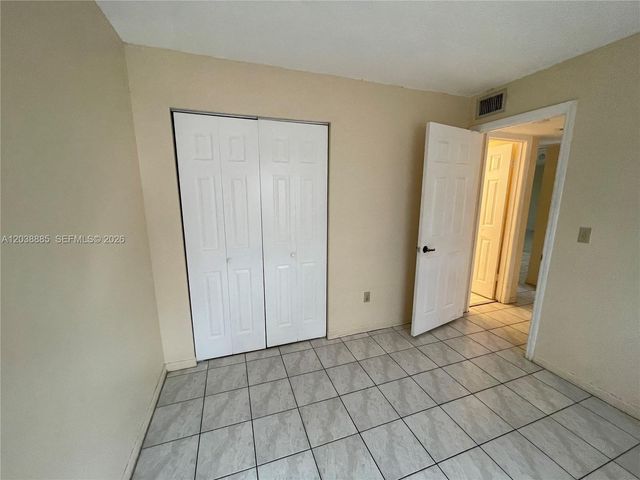 426 NE 210th Cir Terrace 1032, Miami, FL 33179
