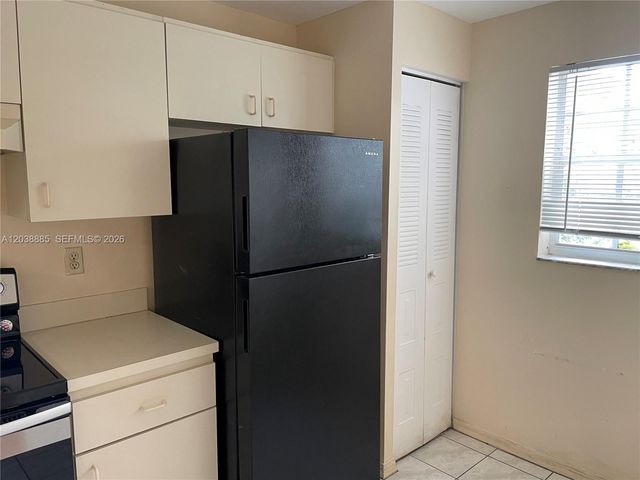 426 NE 210th Cir Terrace 1032, Miami, FL 33179