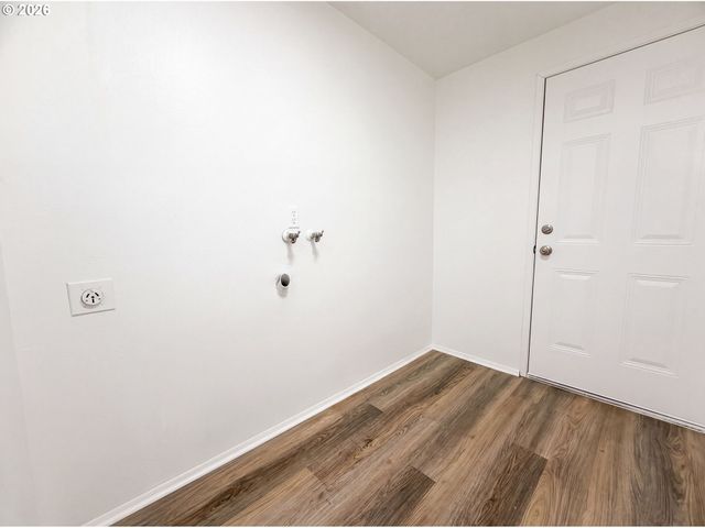3755 Sw 4TH St, Gresham, OR 97030