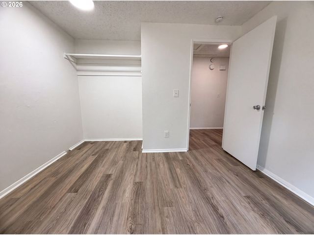 3755 Sw 4TH St, Gresham, OR 97030