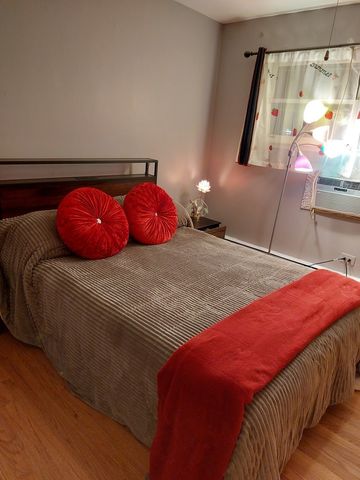 16 King Arthur Court 16, Northlake, IL 60164