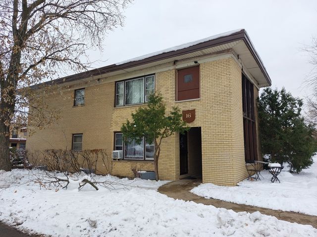 16 King Arthur Court 16, Northlake, IL 60164