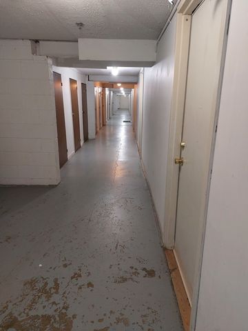 16 King Arthur Court 16, Northlake, IL 60164