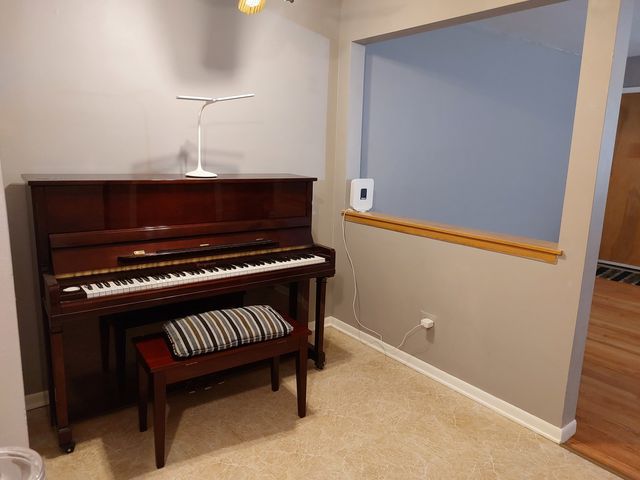 16 King Arthur Court 16, Northlake, IL 60164