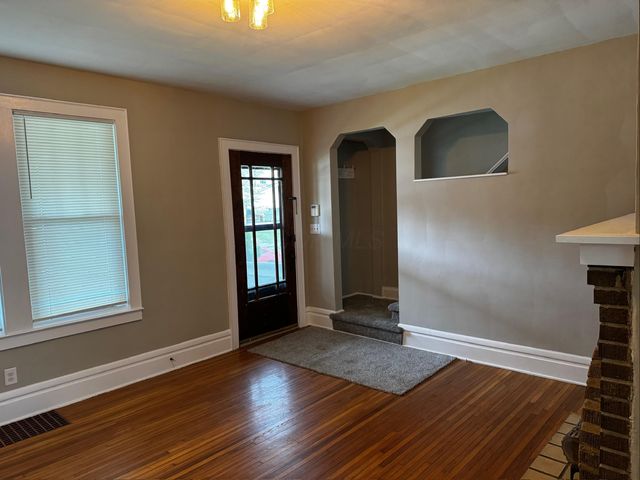 329 S Richardson Avenue, Columbus, OH 43204