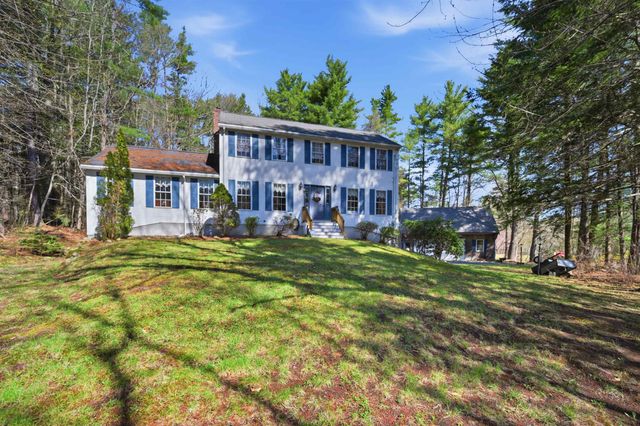 5 Sleeper Lane, Sandown, NH 03873