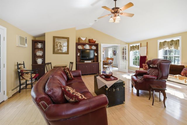 5 Sleeper Lane, Sandown, NH 03873