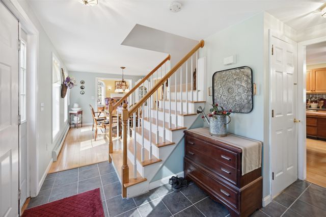 5 Sleeper Lane, Sandown, NH 03873