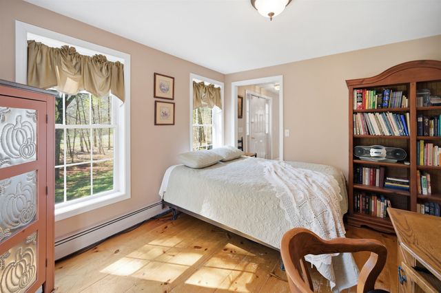 5 Sleeper Lane, Sandown, NH 03873