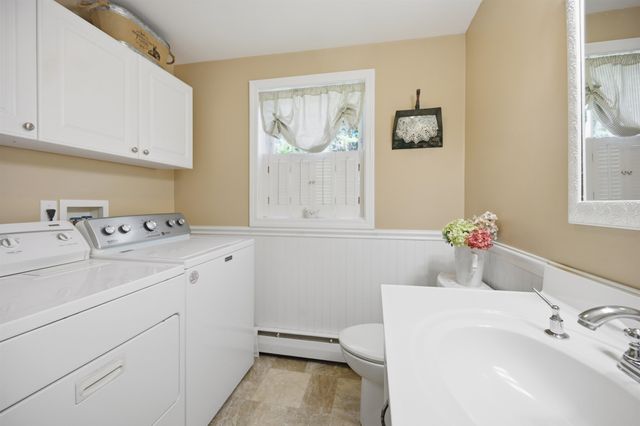 5 Sleeper Lane, Sandown, NH 03873