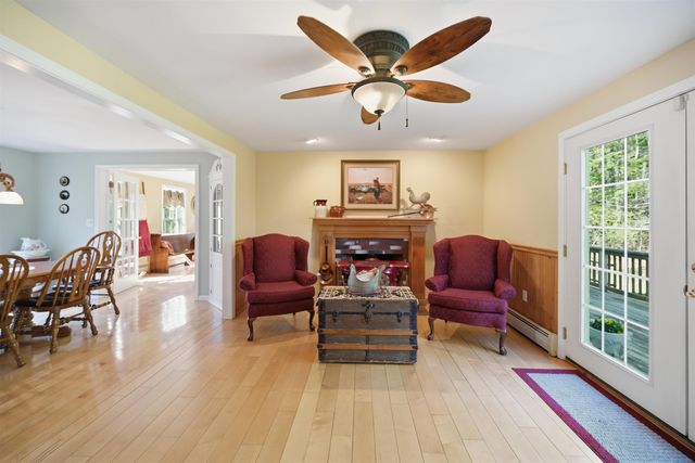 5 Sleeper Lane, Sandown, NH 03873