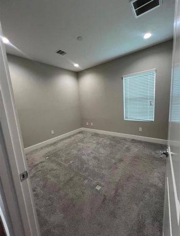 1224 Upton Street, Houston, TX 77020