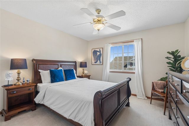 7306 Walden Rd NE, Cedar Rapids, IA 52402