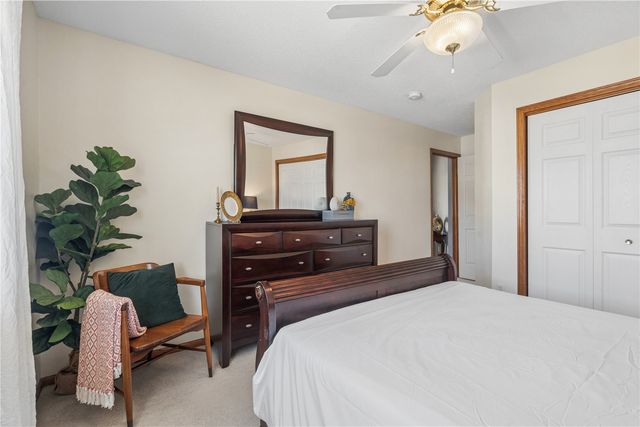 7306 Walden Rd NE, Cedar Rapids, IA 52402