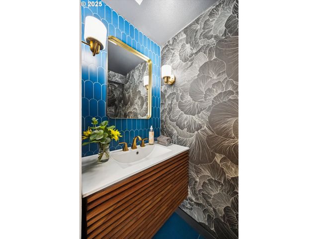 217 Ne 146TH Ave 39, Portland, OR 97230