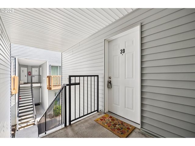 217 Ne 146TH Ave 39, Portland, OR 97230