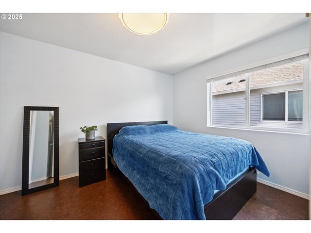 217 Ne 146TH Ave 39, Portland, OR 97230