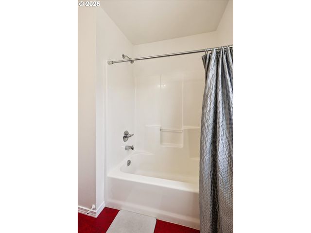 217 Ne 146TH Ave 39, Portland, OR 97230