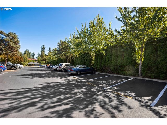 217 Ne 146TH Ave 39, Portland, OR 97230