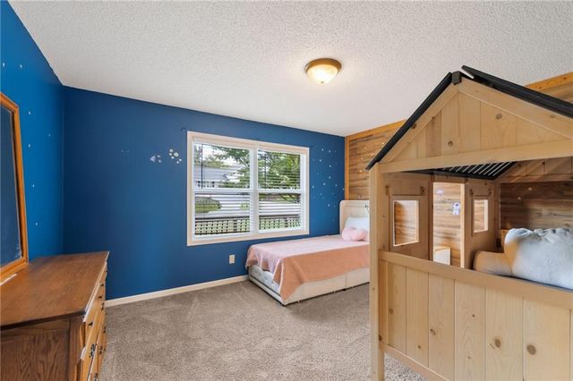 929 NW 63rd Street, Kansas City, MO 64118
