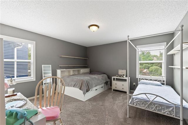 929 NW 63rd Street, Kansas City, MO 64118