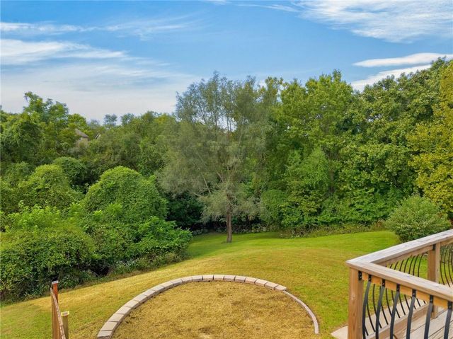 929 NW 63rd Street, Kansas City, MO 64118