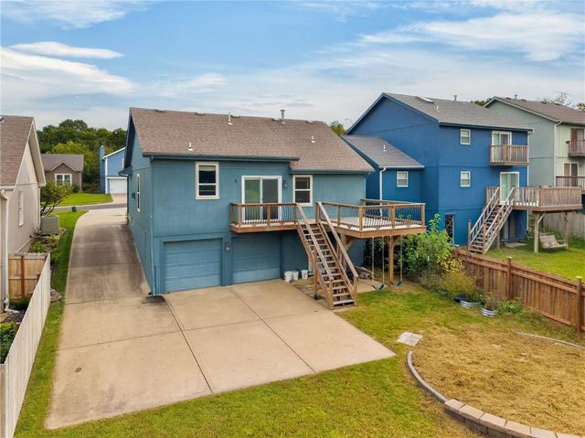 929 NW 63rd Street, Kansas City, MO 64118