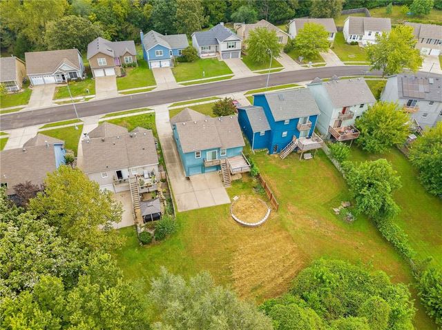 929 NW 63rd Street, Kansas City, MO 64118