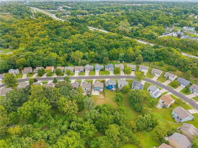 929 NW 63rd Street, Kansas City, MO 64118