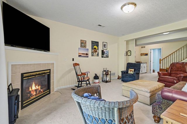 512 Shadow Ridge Drive, Highland Heights, KY 41076
