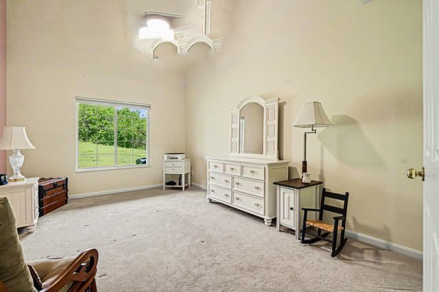 512 Shadow Ridge Drive, Highland Heights, KY 41076