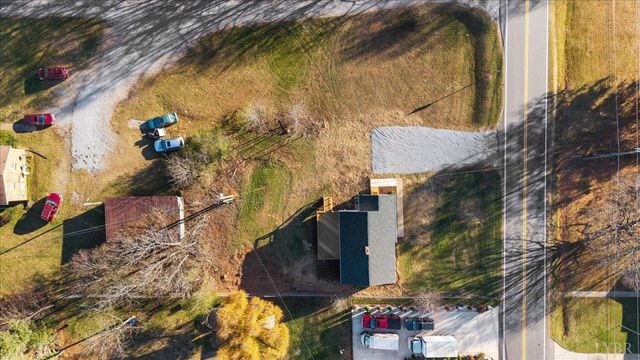 2209 Grit Road, Hurt, VA 24563