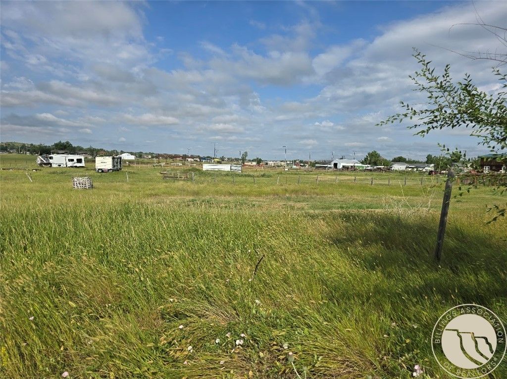 541 10th STREET SE, Baker, MT 59313 photo 3