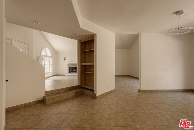 17323 San Jose Street, Los Angeles, CA 91344