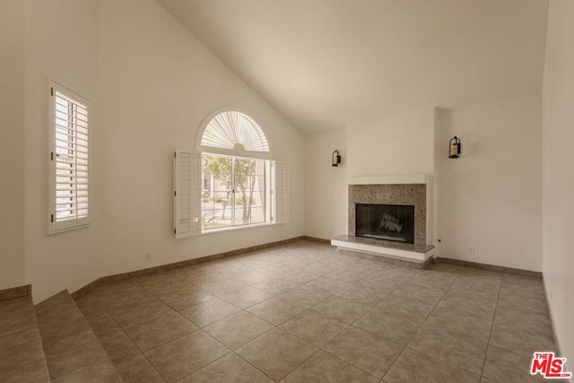 17323 San Jose Street, Los Angeles, CA 91344