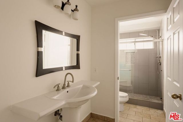 17323 San Jose Street, Los Angeles, CA 91344