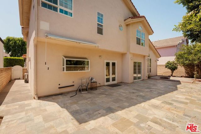 17323 San Jose Street, Los Angeles, CA 91344