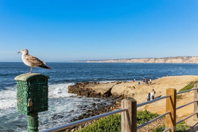 7635 Eads 307, La Jolla, CA 92037