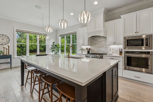 2098 Amalfi Place, Apex, NC 27502