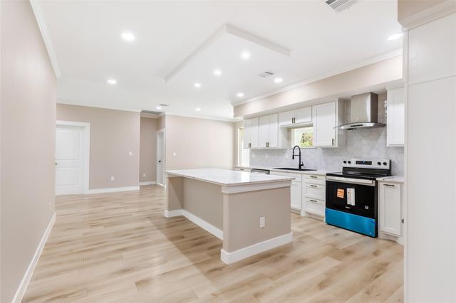 26707 Apache Trail, Magnolia, TX 77354