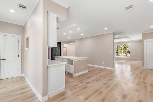 26707 Apache Trail, Magnolia, TX 77354