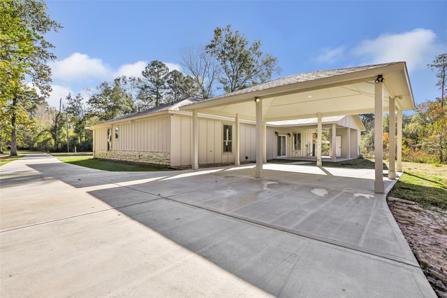 26707 Apache Trail, Magnolia, TX 77354