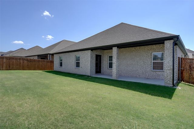 219 Community Drive, Lavon, TX 75166