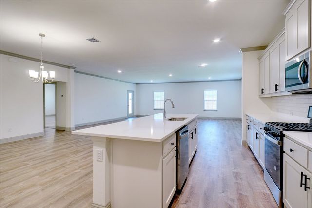 219 Community Drive, Lavon, TX 75166